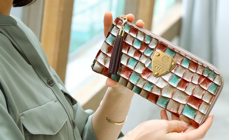 Ataoのl字財布 リモ は使いやすい 人気色やリアルな口コミを紹介 Wallet Style