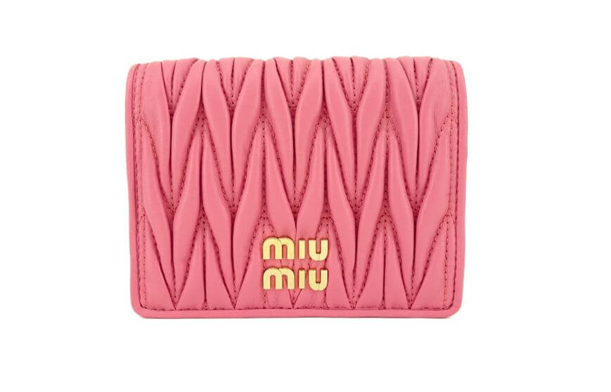 ミュウミュウのレディース財布